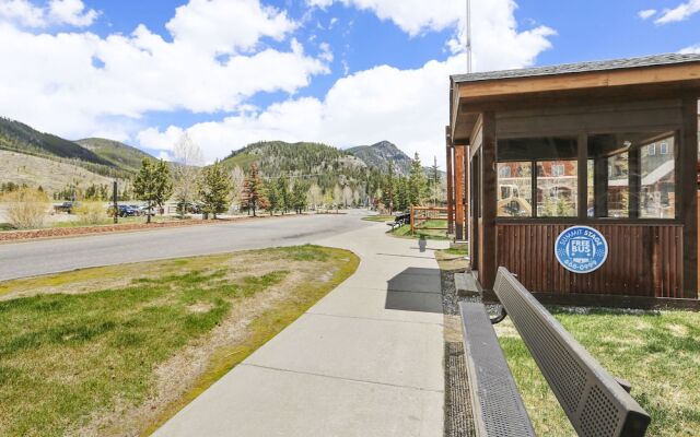 Expedition Station #8623 by Book by Owner