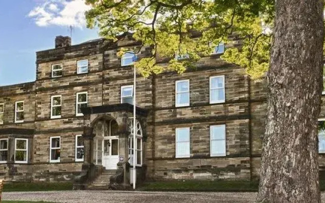 Larpool Hall