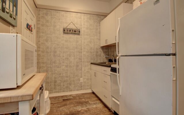 Island Oasis - 1 Br Condo