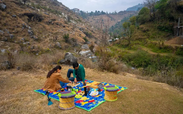 The Hosteller Mussoorie by the Stream Side