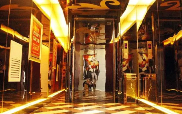 Tianhai Business Hotel (Jiujiang Liansheng Happy City Third Middle School Branch)