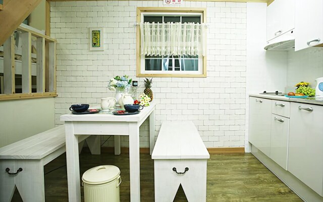 Hongchen Amorita Pension