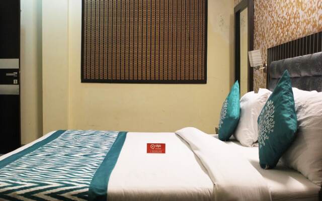 OYO Townhouse 804 Hotel Swiss International