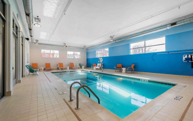 Aloft Newport On The Levee