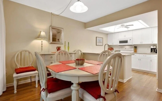 Sea Oats 123 2 Bedroom Condo by RedAwning