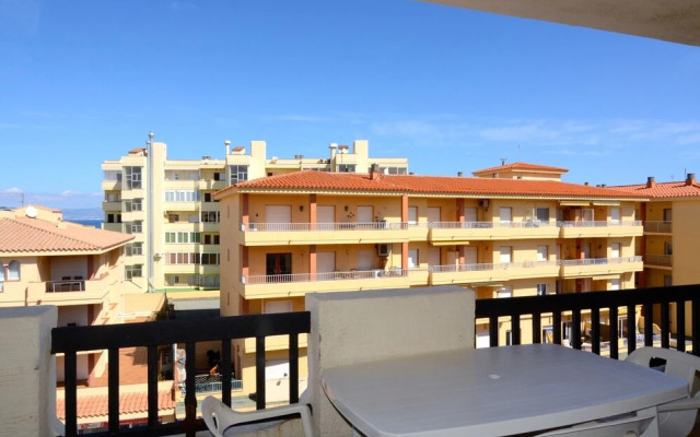 Apartamentos GARBI PARK