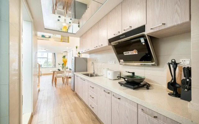 Shanghai Hills & Freshly Home Loft Retreat near NECC