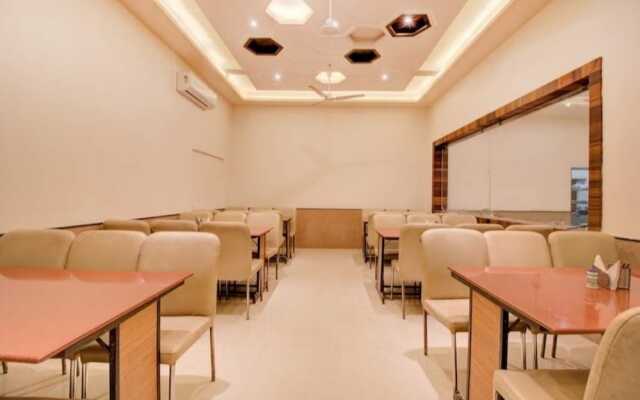 Hotel Krishna Raj