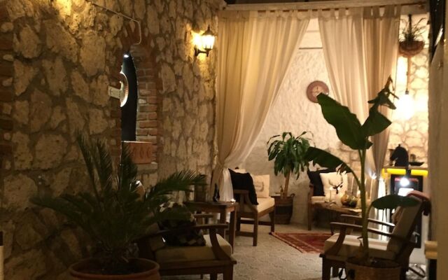 Simira Hotel