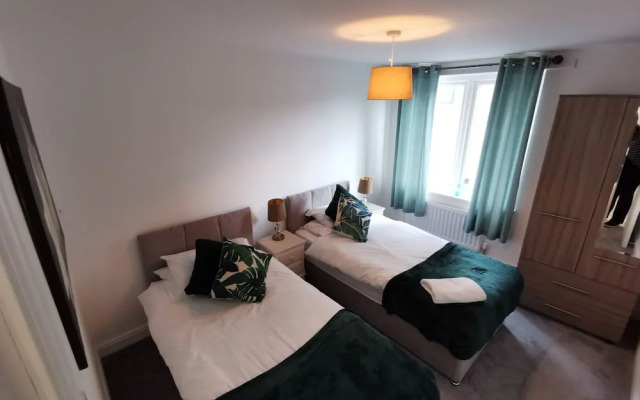 Short Stays Away 198