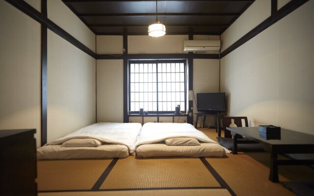 Takeyaso Inn
