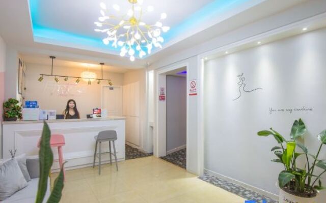 Yuexia Hetang Hotel (North Renmin Road Store, Zhoushan)