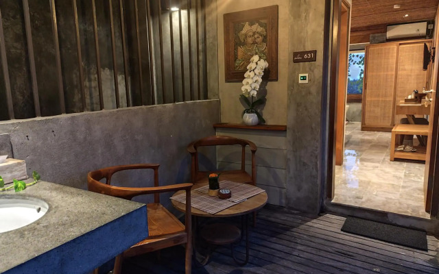 Purana Suite Ubud