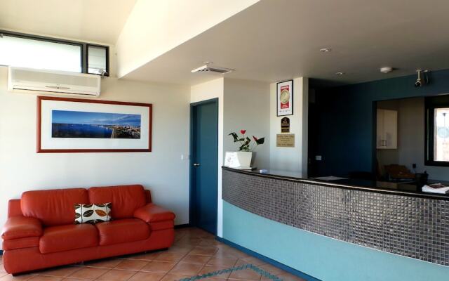 Best Western Travellers Motor Village