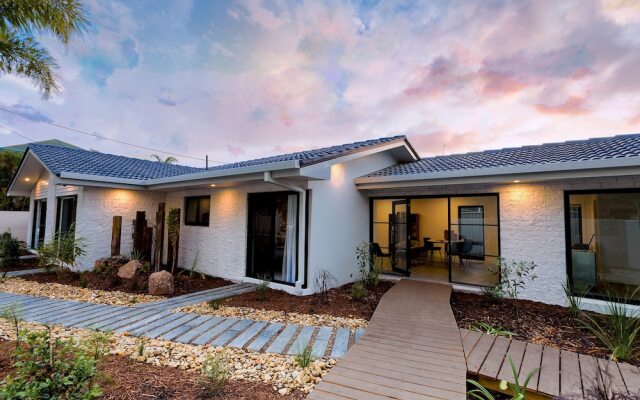 Surfers Paradise Holiday Beach House