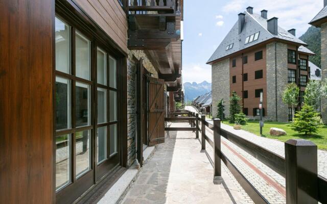 Luderna - Apartamento Val de Ruda B74 Hònt de Lòcampo