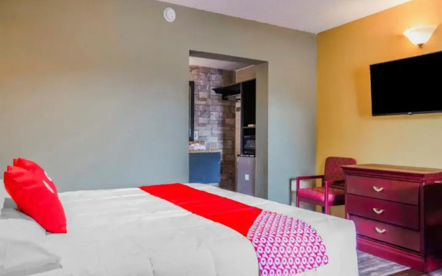 OYO Budget Inn Bartow