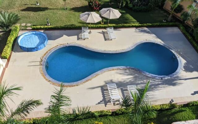 Luwa Evergreen Hotel