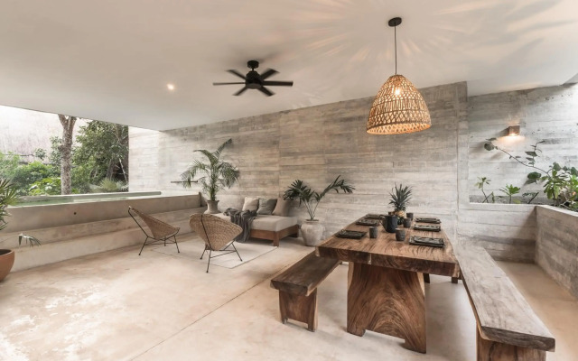 TOTALLY PRIVATE POOL AND TERRACE @ La Veleta D4