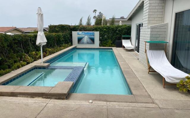 Charming 4-bed Villa in Malibu