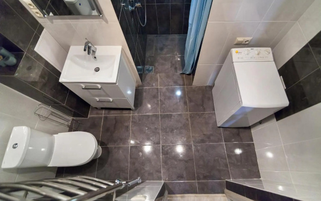 FRIENDS HOUSE on SQUARE RYNOK