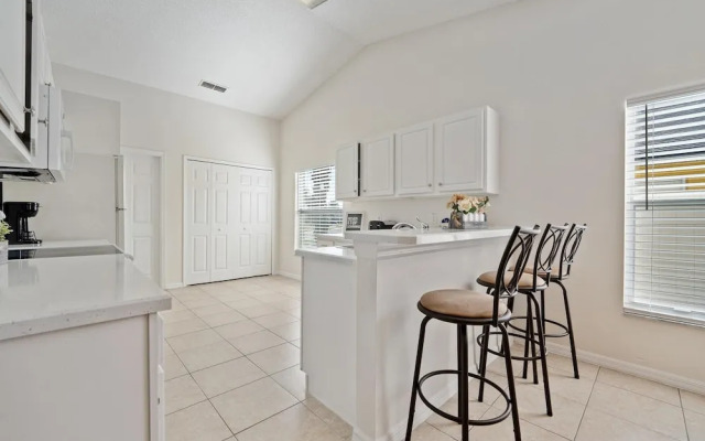 Private Pool and Game Room Near Disney!!!