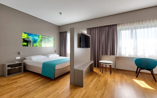 Aquatis Hotel