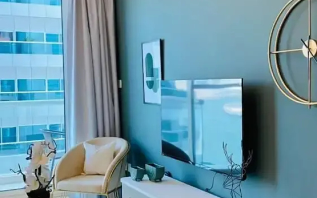 Mayfair Tower by Nasma Luxury Stays