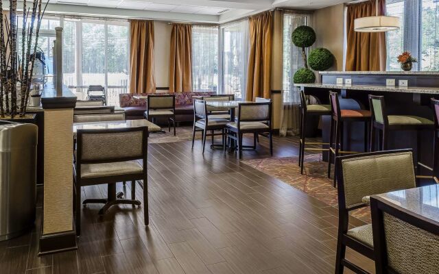 Comfort Inn & Suites Dothan East