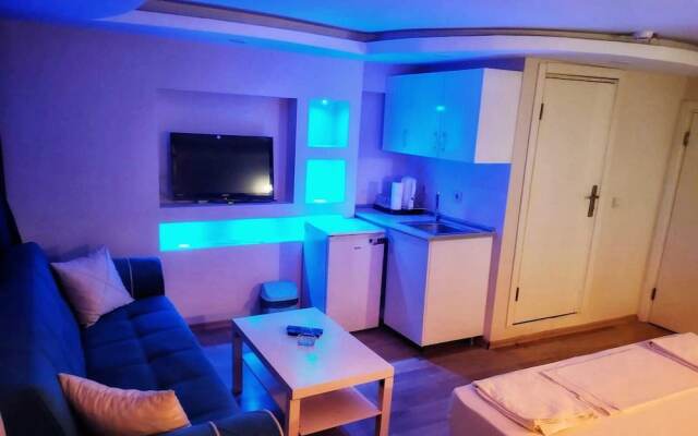 Artemis Suite Bakirky