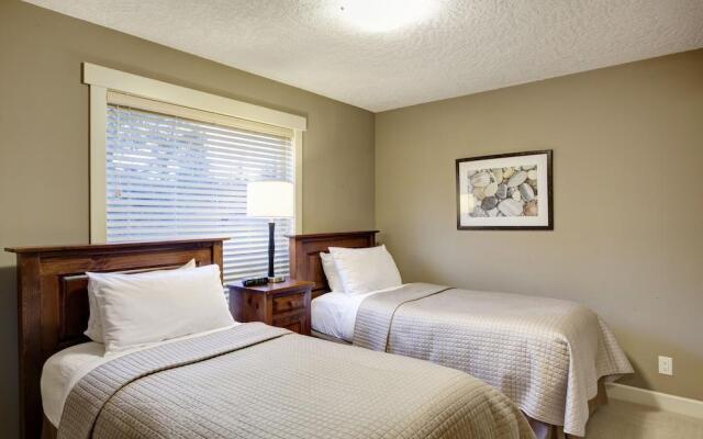Sooke Harbour Resort & Marina