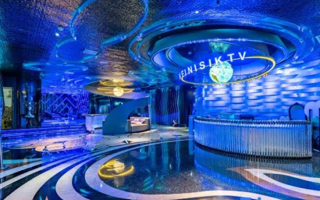 Venice Hotel Chaozhou – Pool – Chaozhou
