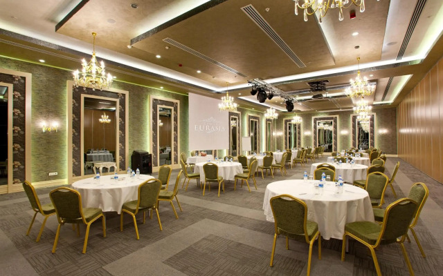 Limak Eurasia Luxury Hotel