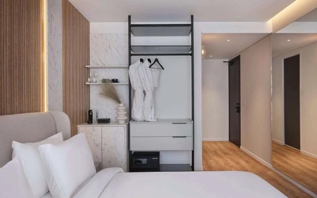 Nur Aparthotel Athens