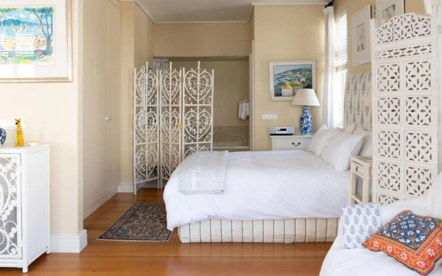 The Majestic Apartment