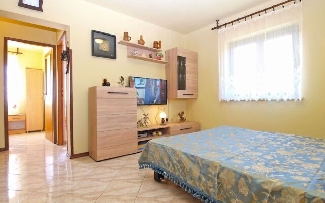 Apartment 1294