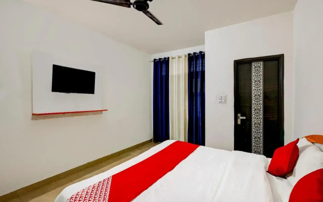 OYO Flagship 80608 Hotel Relax Inn