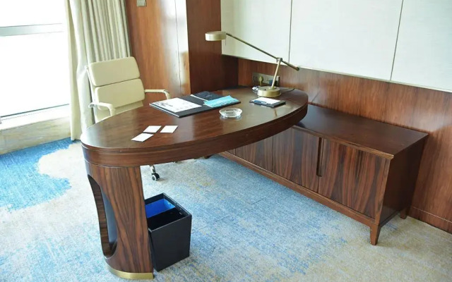 Sheraton Zhanjiang Hotel
