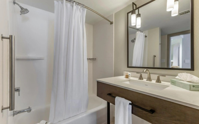 Windmill Suites Surprise - Phoenix, Ascend Hotel Collection