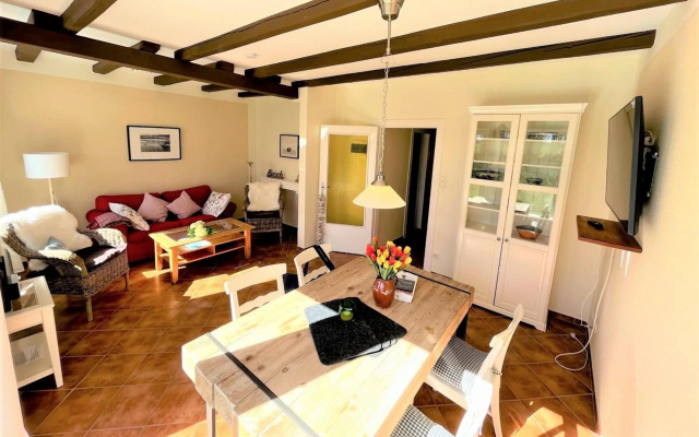 Haus Apfelgarten links