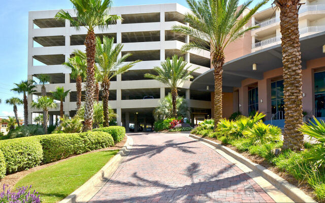 Waterscape Condominiums