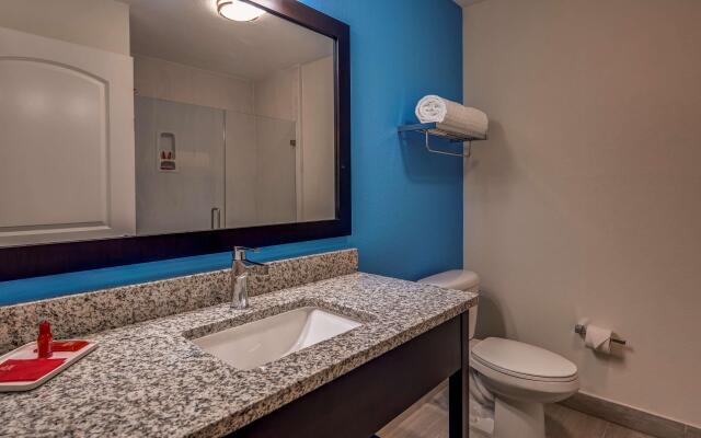 SureStay Plus Hotel by Best Western Humble