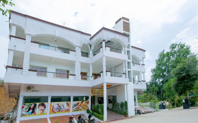 OYO 14793 Sukooon Resort