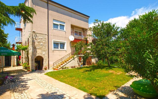 Apartment 1804