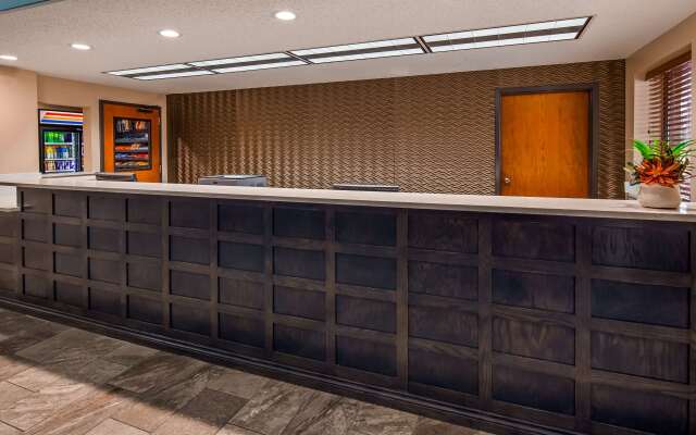 Best Western Warren Hotel