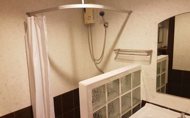 ATCHARA Service Apartment