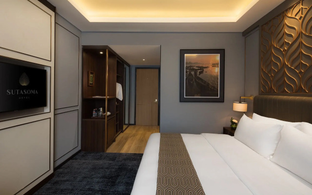 Sutasoma Hotel