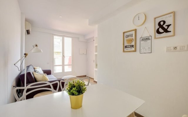 Wonderful Renovated 1 Bed With Terrace