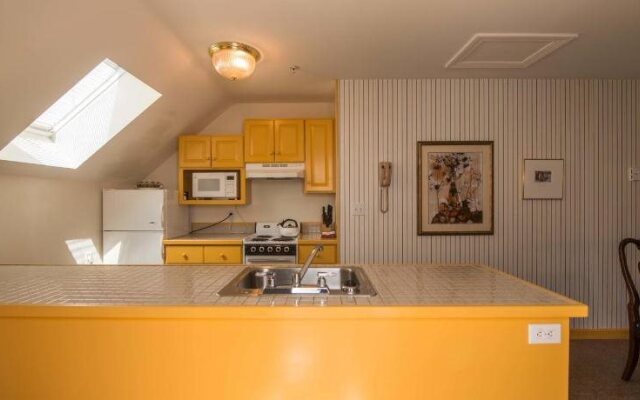 The Sparhawk Oceanfront Resort