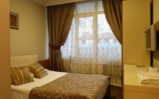Tac Hotel